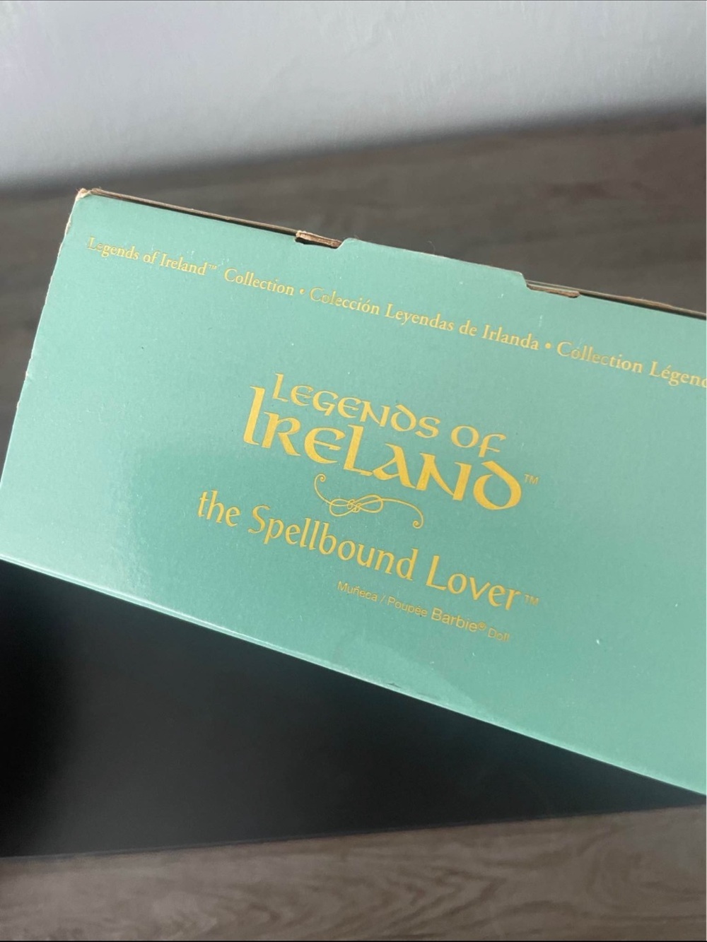 Legends of Ireland boxed BARBIE doll - the spellbound Lover - Picture 5 of 6